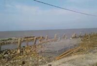 Proyek Tanggul pemecah ombak di Desa Bandar Rahmad Kecamatan Tanjung Tiram. (Dok, Istimewa)