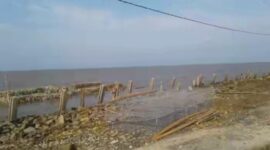 Proyek Tanggul pemecah ombak di Desa Bandar Rahmad Kecamatan Tanjung Tiram. (Dok, Istimewa)