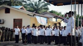 Bupati Batubara Ir Zahir saat menyampaikan pidato pada apel perdana tahun 2019