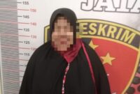 Tersangka kasus dugaan penganiyaan Butet saat ditangkap Polisi 
