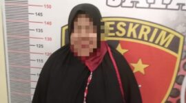 Tersangka kasus dugaan penganiyaan Butet saat ditangkap Polisi 