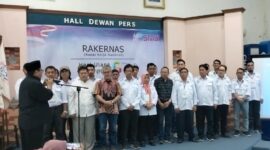 Khairul Muslim saat Dilantik Sebagai Ketua Forum Pemred Media Siber Sumatera Utara