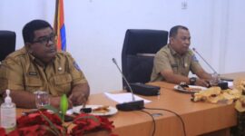 Asisten III Administrasi Pemerintahan Zaid Harahap, S.Sos, MM melaksanakan Zoom Meeting dengan BSrE BSSN dalam rangka persiapan perjanjian kerjasama dalam penerbitan Tanda Tangan Elektronik (TTE) di Ruang Rapat Kantor Bupati Labuhanbatu, Kecamatan Rantau Selatan (Senin, 13/03/2023).