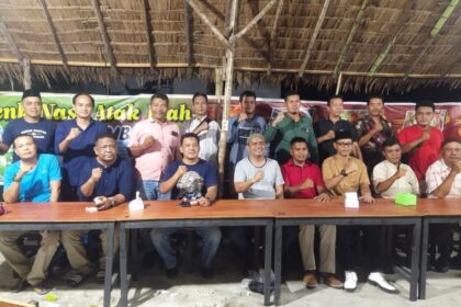 Pengurus Poslab Labuhanbatu saat menggelar buka puasa bersama