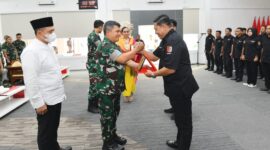 Bupati Batubara Zahir saat menyaksikan pelantikan pengurus Perbakin Asahan dan Batubara Dilantik 