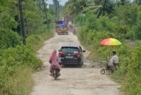 Beginilah Kondisi Jalan Menuju Pantai Bunga Desa Bogak 