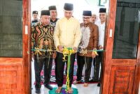 Ketua DPD I Partai Golkar Sumut yang juga Wakil Gubernur Sumatera Utara bapak Musa Rajekshah meresmikan Masjid Nurul Iman Al-Musannif, Dusun VII Desa Suka Ramai, Kecamatan Air Putih, Kabupaten Batubara, Selasa (30/5/23).