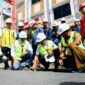 Sekdaprov Sumut, Arief S. Trinugroho bersama Kepala OPD Provinsi Sumut terkait meninjau progress proyek perbaikan jalan Provinsi di Wilayah Pematangsiantar dan Kabupaten Simalungun, Senin (15/5/2023). (Dok Kominfo Sumut)