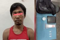 Ket photo : Tersangka inisial MF alias Tama bersama barang bukti sabu...