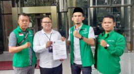 Kader HIMMAH saat diterima delegasi oleh humas KPK RI