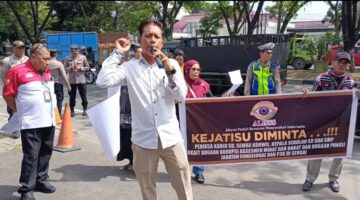 ALISSS Geruduk Kejatisu, Desak Usut Dugaan KKN dan Pungli di Dinas Pendidikan dan PMD Sergai